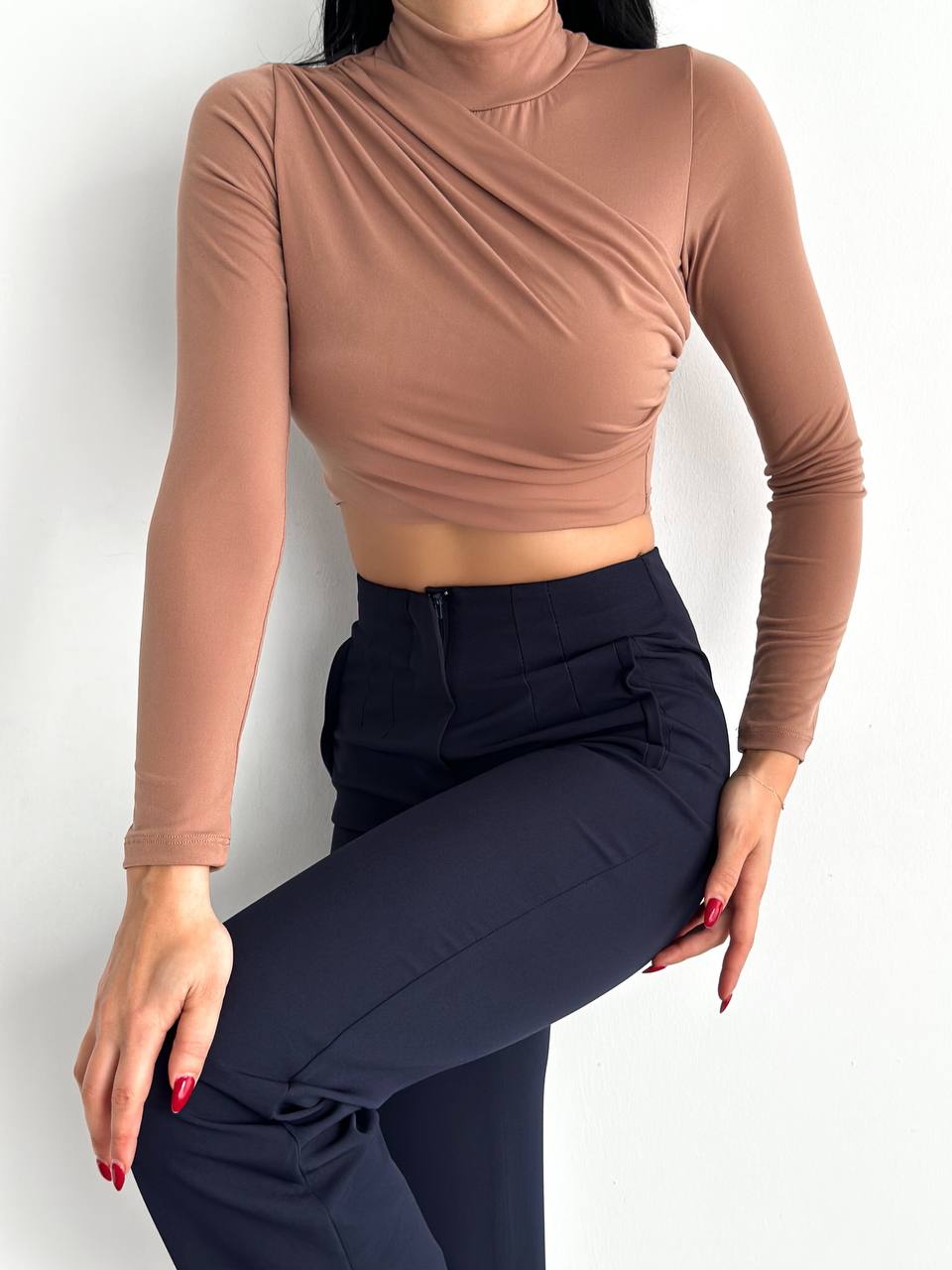 Sandy Balıkçı Büzgülü Crop